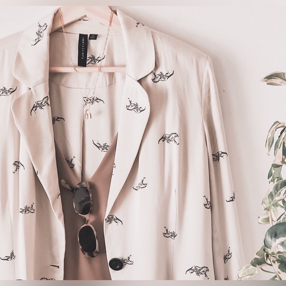 Knot Sisters Annabelle Tiger block Blazer